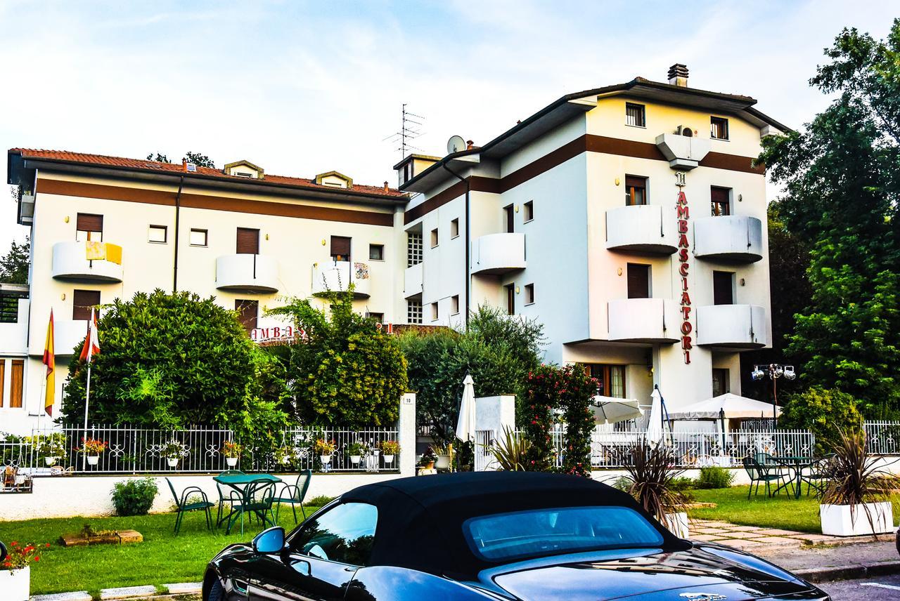 Hotel Ambasciatori Castrocaro Terme Exteriör bild